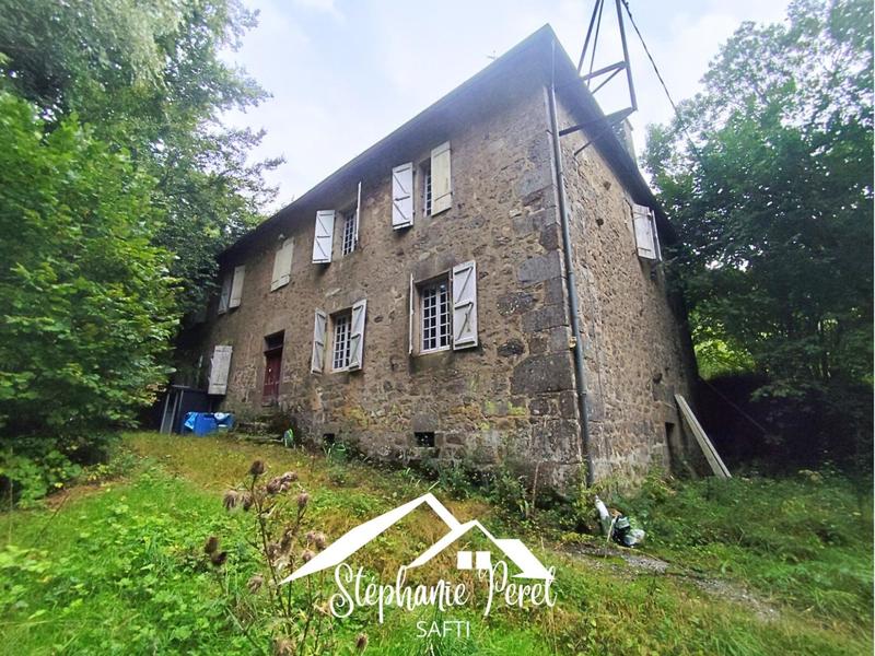 Maison - 300 m² - 10 pièces