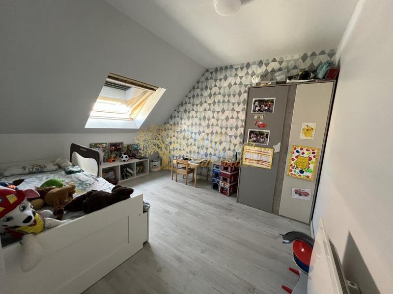 Pavillon - 92 m² - 5 pièces