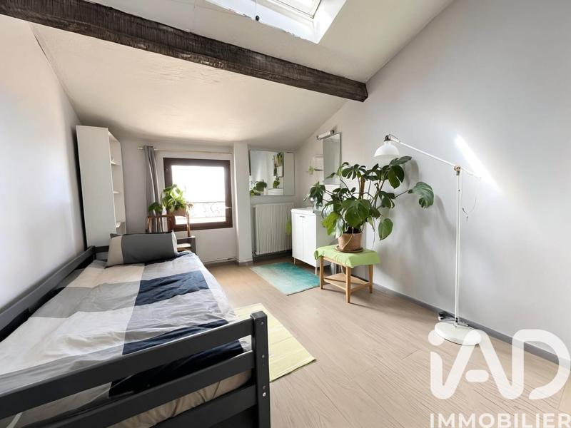 Appartement - 144 m² - 7 pièces