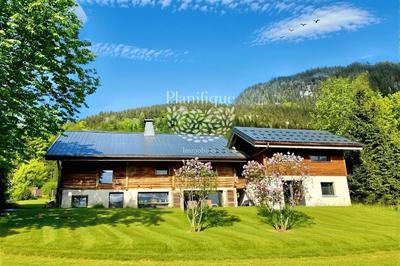 Maison - 193 m² - 6 pièces