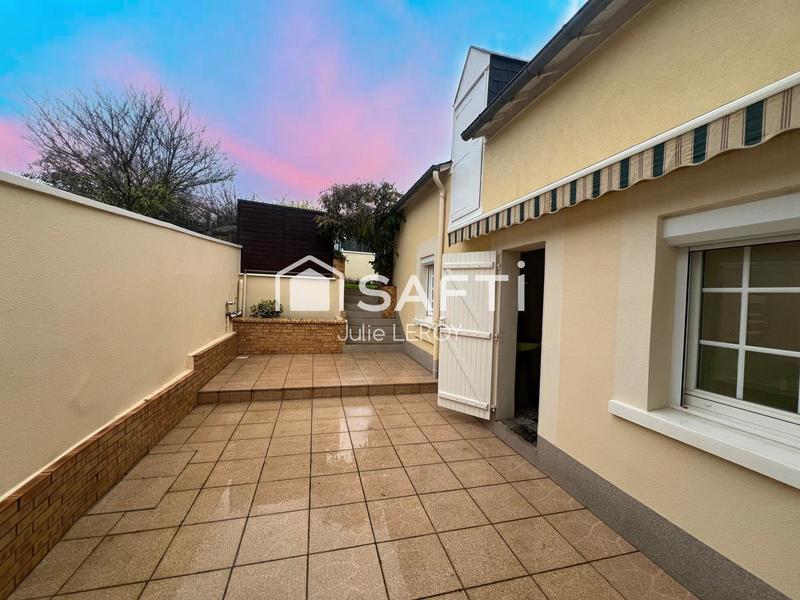 Maison - 202 m² - 8 pièces