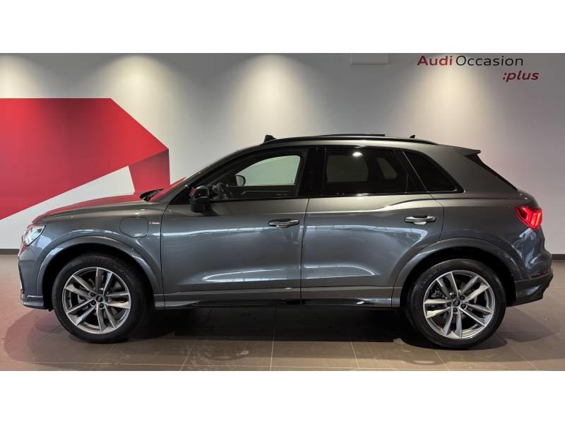 Audi Q3 45 TFSIe 245 ch s tronic 6 s line