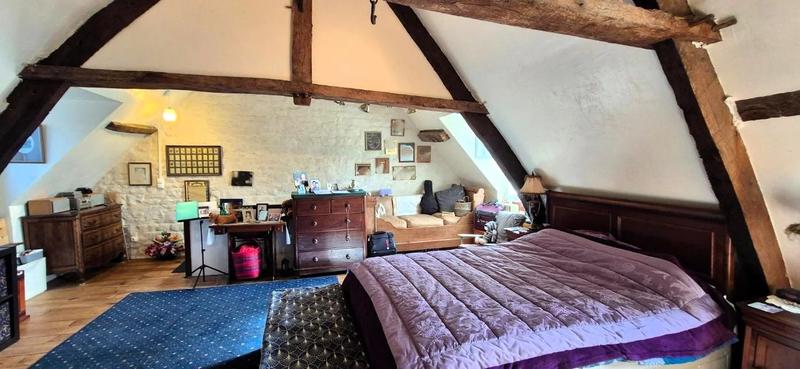 Maison - 111 m² - 6 pièces