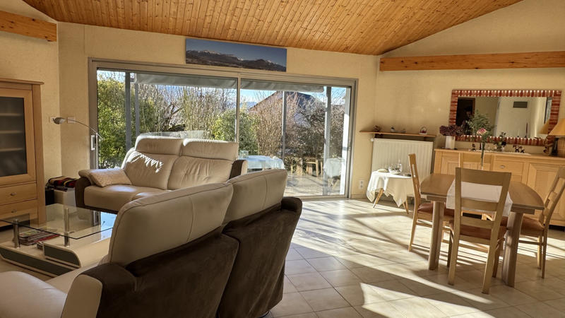 Maison - 177 m² - 6 pièces