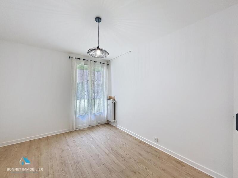 Appartement - 85 m² - 4 pièces