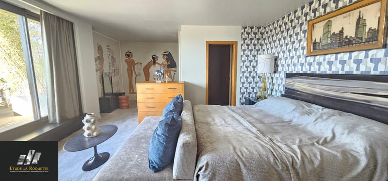 Appartement - 271 m² - 6 pièces