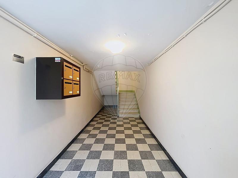 Immeuble - 234 m² - 12 pièces