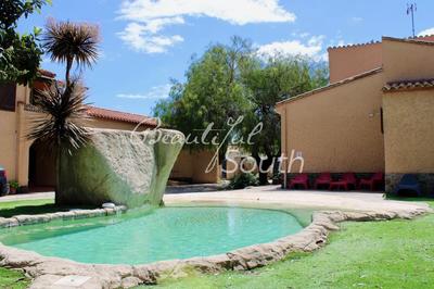 Gîte - 543 m² - 16 pièces