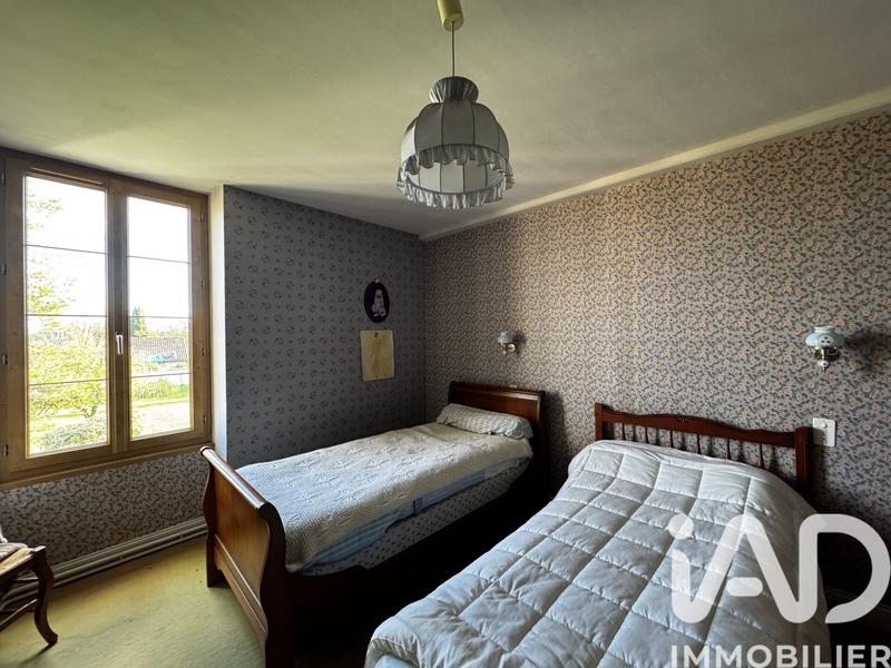 Maison - 306 m² - 9 pièces