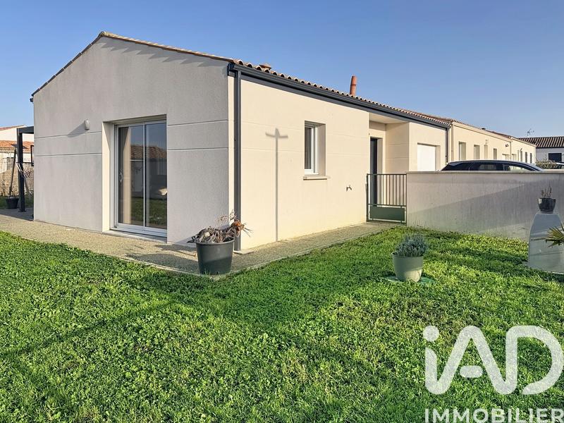 Maison - 90 m² - 4 pièces