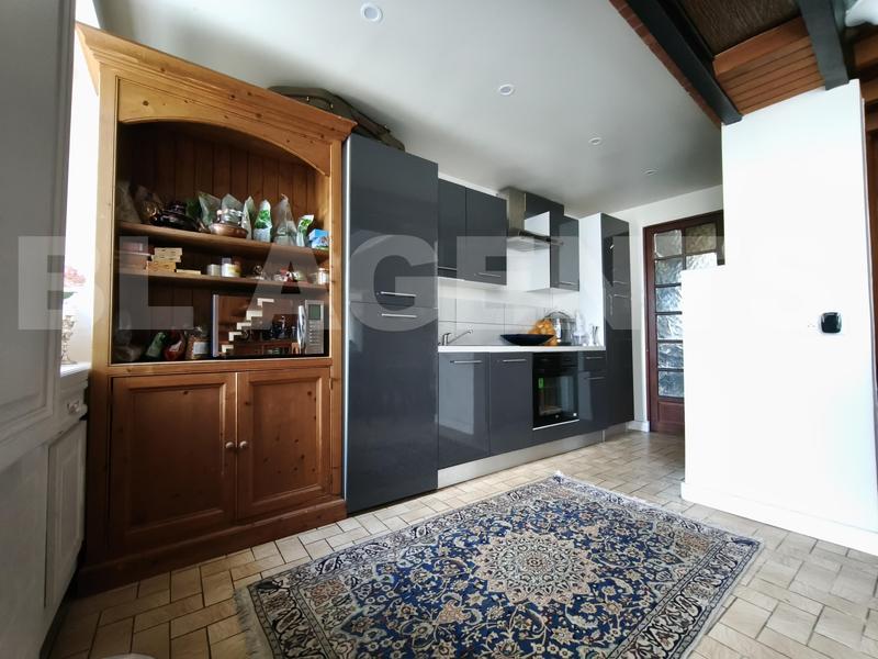 Maison - 182 m² - 5 pièces