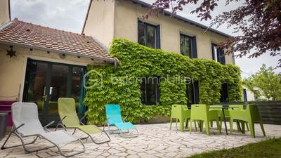 Maison d'architecte - 162 m² - 7 pièces