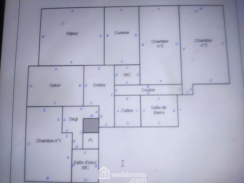 Appartement - 93 m² - 5 pièces