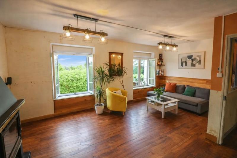 Maison - 121 m² - 6 pièces