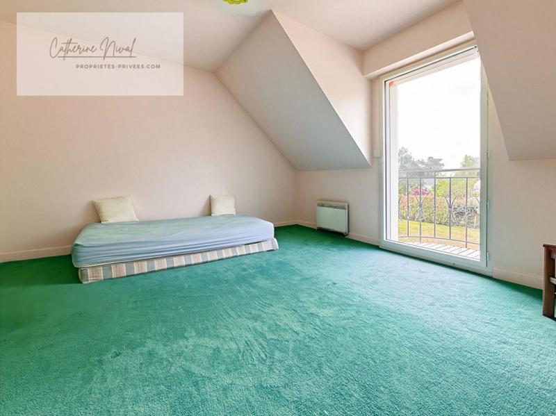 Maison - 210 m² - 9 pièces