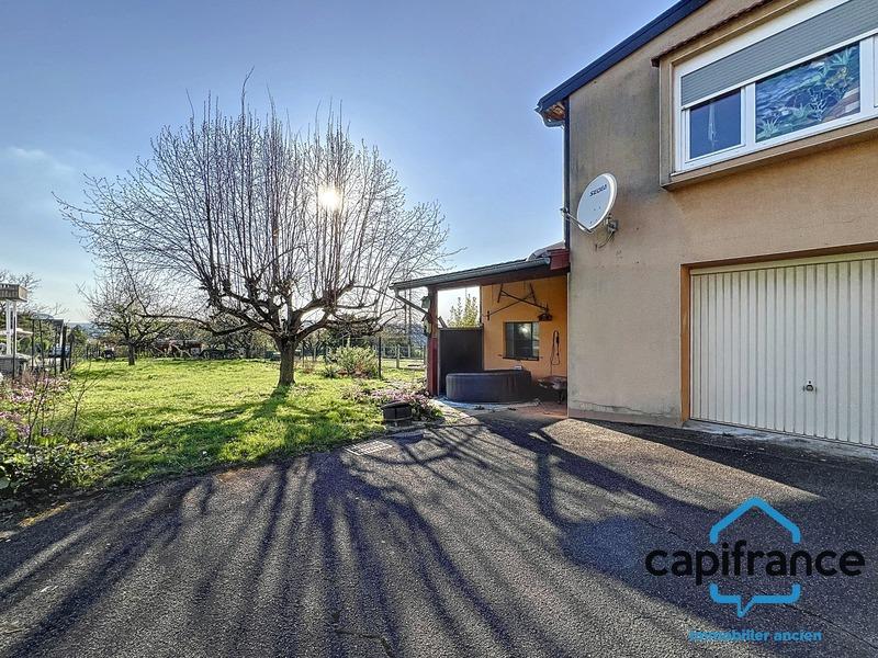 Maison - 140 m² - 7 pièces