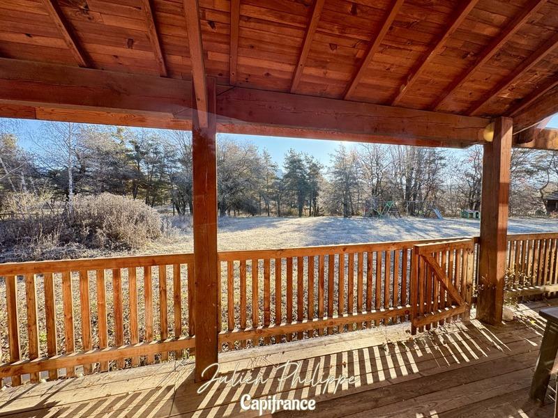 Maison - 500 m² - 12 pièces