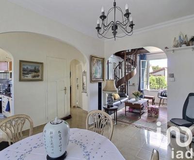 Maison - 145 m² - 5 pièces