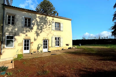 Maison - 97 m² - 3 pièces