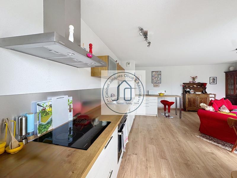 Appartement - 70 m² - 3 pièces