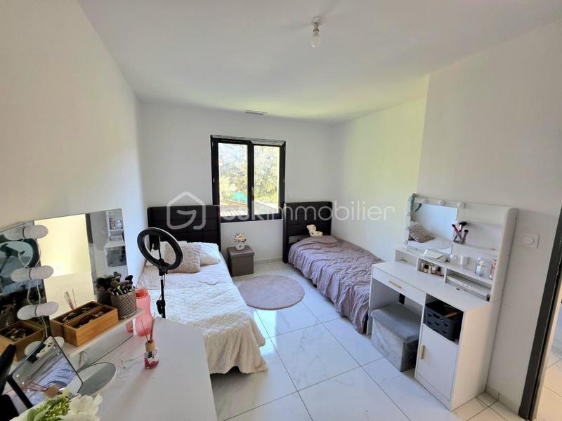 Villa - 92 m² - 4 pièces