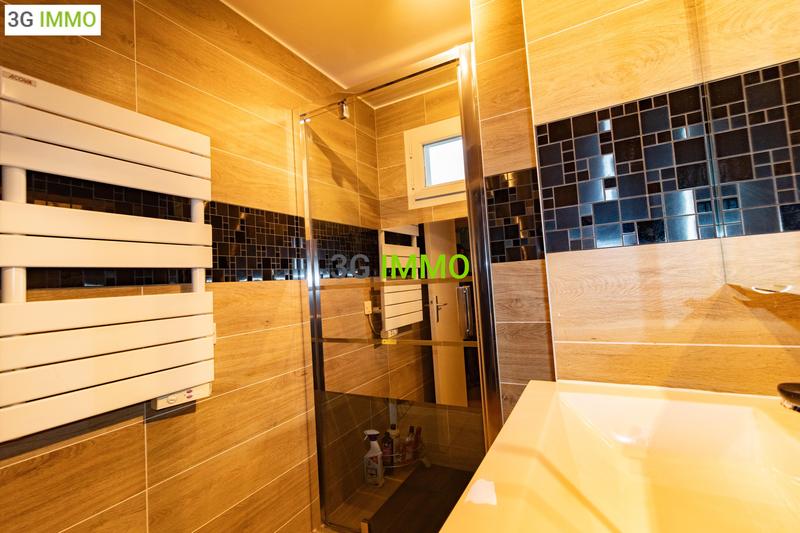 Maison - 82 m² - 4 pièces