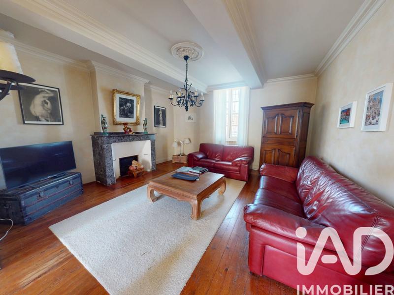 Maison - 401 m² - 16 pièces