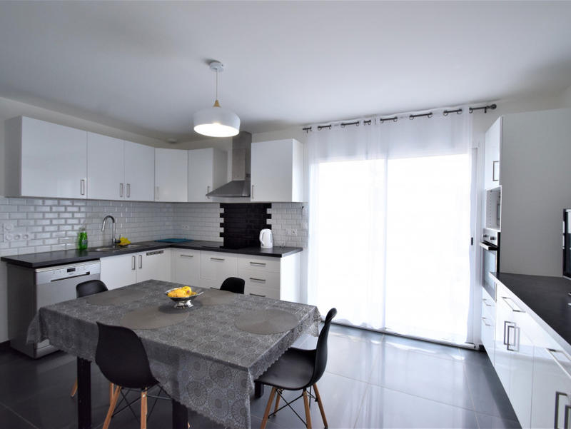 Maison - 138 m² - 6 pièces