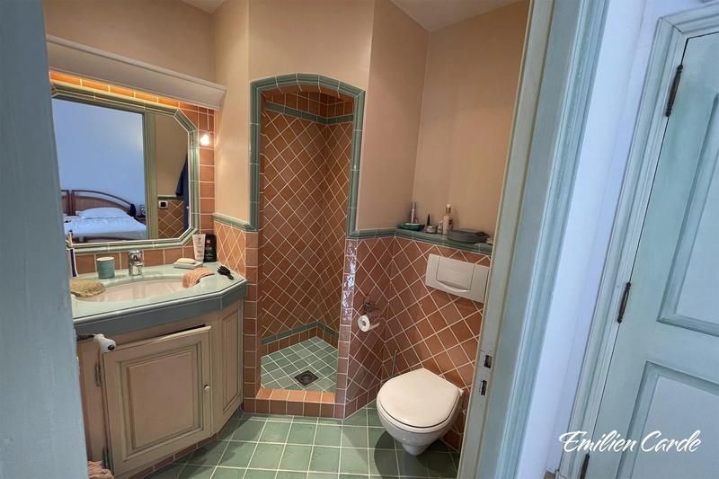 Villa - 167 m² - 6 pièces