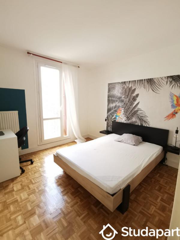 Chambre - 12 m² - 1 pièce