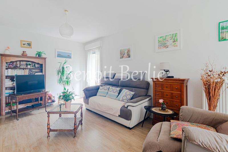 Appartement - 70 m² - 3 pièces