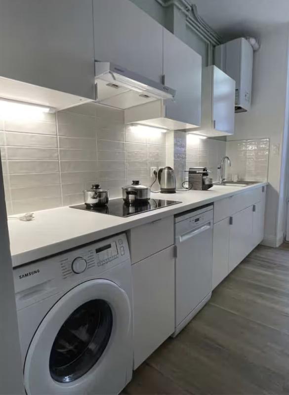 Appartement - 95 m² - 5 pièces