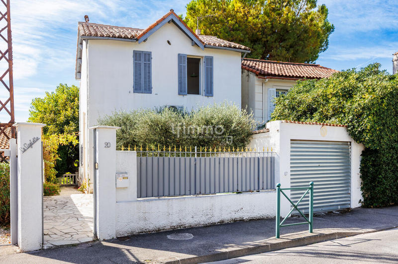 Maison - 93 m² - 5 pièces