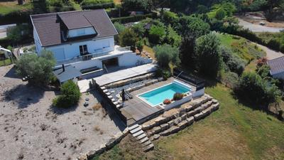 Maison - 165 m² - 7 pièces