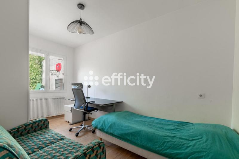 Pavillon - 105 m² - 6 pièces