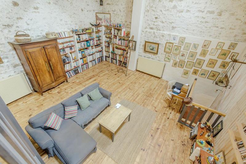 Maison - 241 m² - 7 pièces