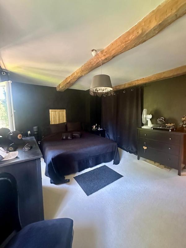 Maison - 193 m² - 9 pièces