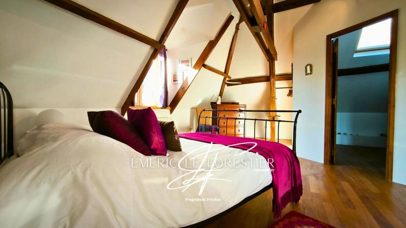 Maison - 320 m² - 6 pièces