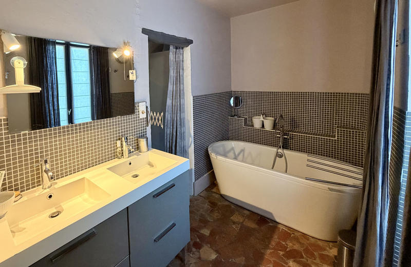 Maison de campagne - 230 m² - 6 pièces