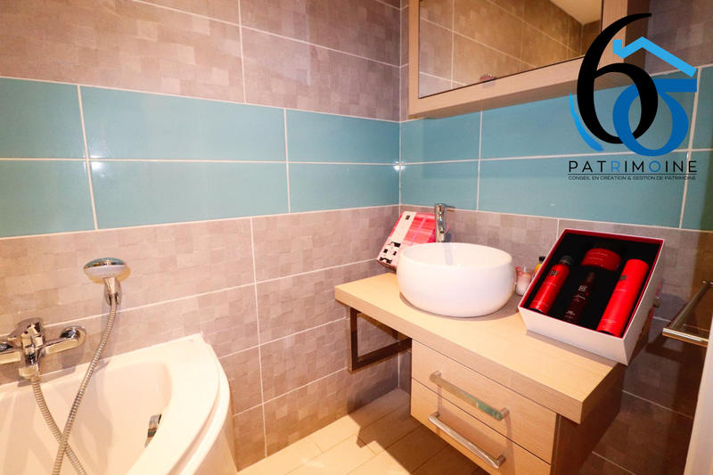 Maison - 101 m² - 4 pièces