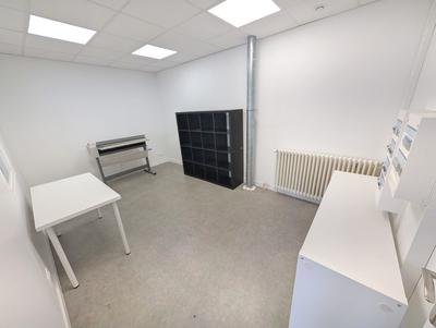 Bureau - 180 m²