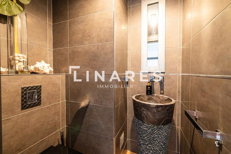 Appartement - 126 m² - 5 pièces