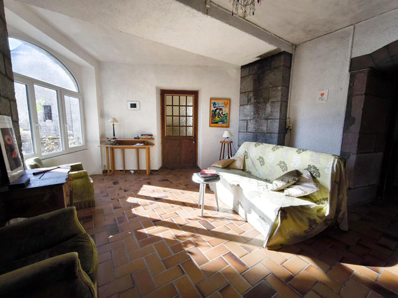 Maison - 225 m² - 7 pièces