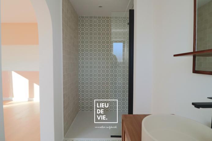 Maison ancienne - 325 m² - 9 pièces