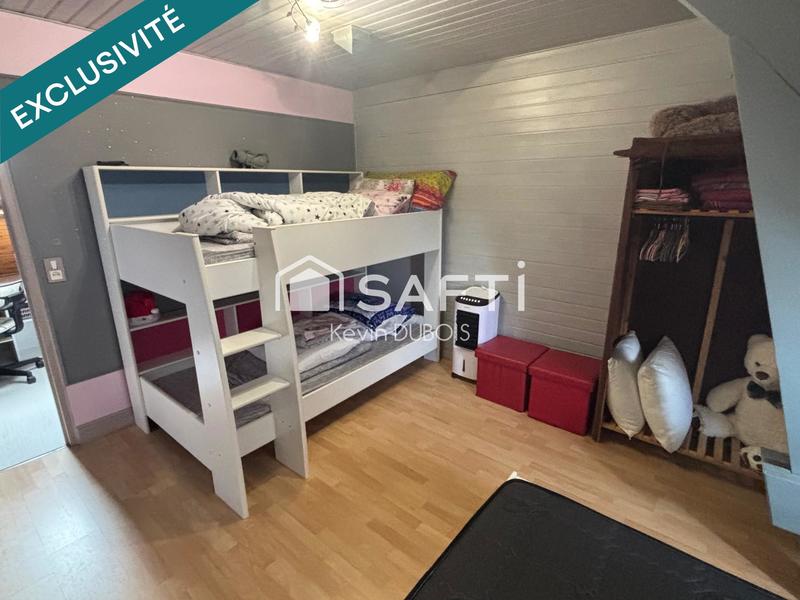 Maison - 180 m² - 7 pièces