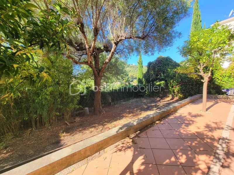 Appartement - 95 m² - 3 pièces