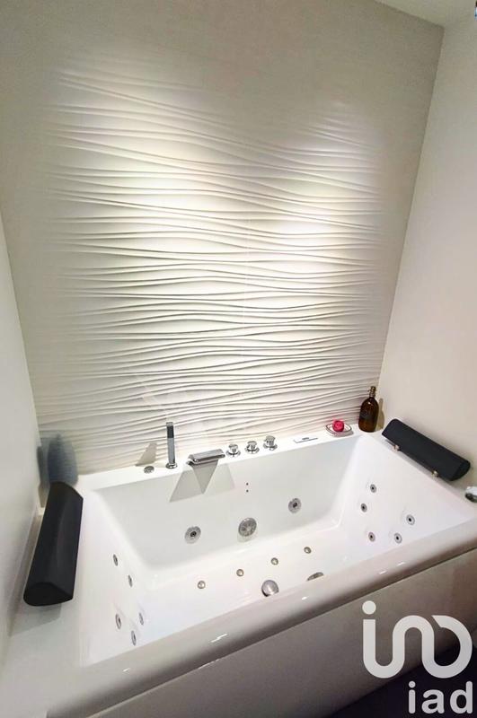 Appartement - 79 m² - 4 pièces