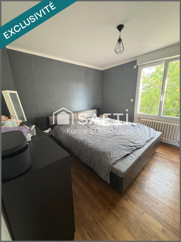 Maison - 90 m² - 5 pièces