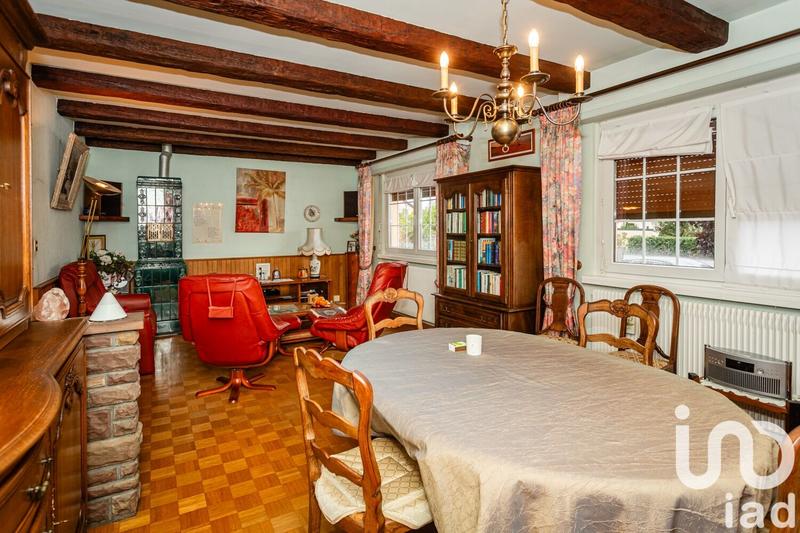 Maison - 219 m² - 8 pièces