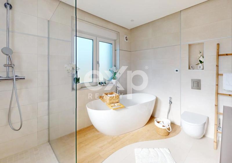 Maison - 125 m² - 6 pièces